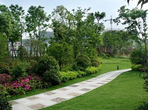 園林綠（lǜ）化工程在施工過程當（dāng）中具（jù）體需要做哪（nǎ）些事情